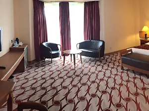 Golf Course Hotel