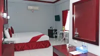 Hotel New Idola