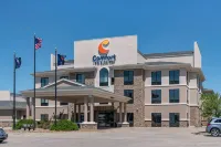 Comfort Inn & Suites Hotels near جودلاند