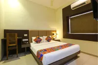 FabHotel West Inn - Nr. Mumbai International Airport โรงแรมในมุมไบ