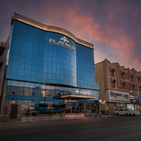 Platinum Hotel