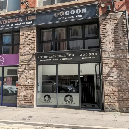 Cocoon @ International Inn + Apartments Отели рядом с достопримечательностью «Эвертон»