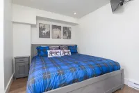 Carleton Lodge, with huge Mountain Facing Patio!! Great property for families!