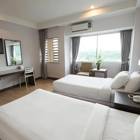 SinKiat Buri Hotel