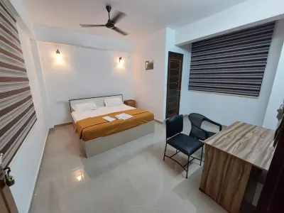 Karthika Homes St. George Town Church附近的飯店