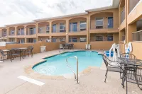 Motel 6 Alvarado, TX