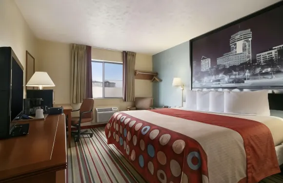 帕克城-北威奇託地區温德姆速8酒店