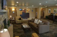 Cobblestone Inn & Suites-Winterset