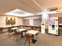 E Hotel Warabi Hotels in Toda