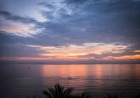 Kalm Bangsaen Hotel - de playa