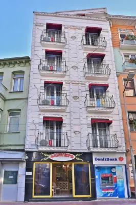 桑特菲飯店 Sandal Restaurant附近的飯店