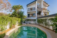 71 Hastings Street - Beachfront Các khách sạn ở Mũi Noosa