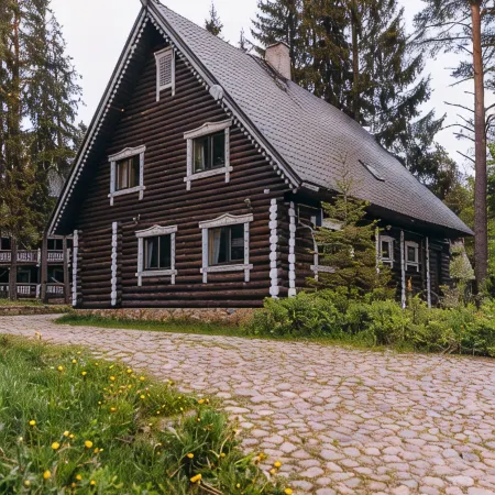 Utiny Ray Hotel