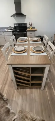 Watts Bar LakeThe Thomas House 2489 River Rd. Kingston TN 37763