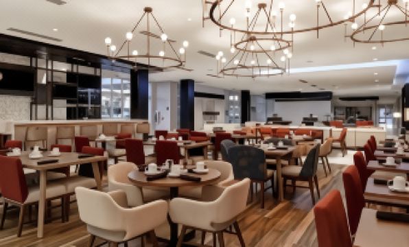 Hilton Garden Inn Lansing/West