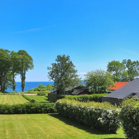 "Giselle" - 150m from the Sea
