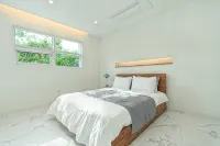 Private Gangneung Pool Villa Hotels in 