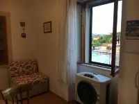 Apartmani Loredana - One-Bedroom Apartment with Sea View