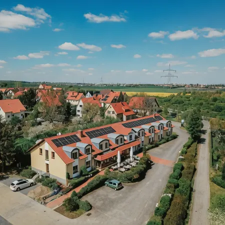 Landhotel Dresden Отели рядом с достопримечательностью «Музей-панорама «Панометр»»