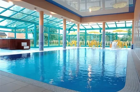 Royal Park Hotel & Spa Отели в г. Mielno