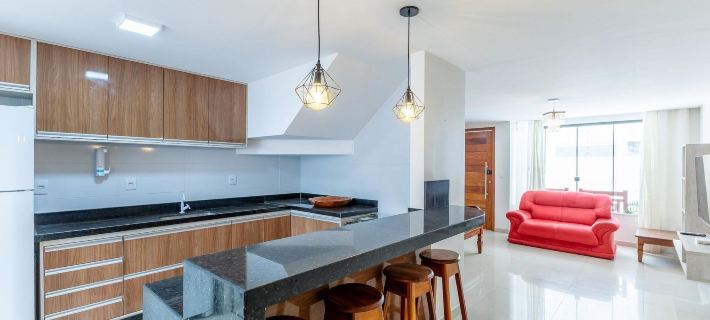 Apto c/ varanda e churrasq. a 100m do mar ELLC0000 Hotéis em Ilhéus