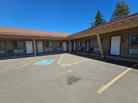 Cle Elum Travelers Inn - Parking