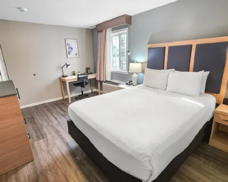 カーテシーイン ダウンタウン ユージーン ユージンのホテル