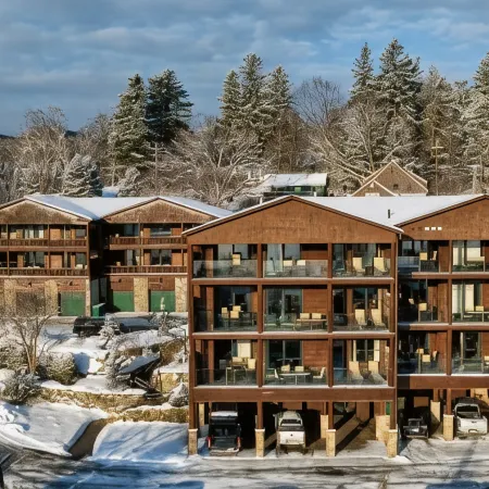 The Lodges at Cresthaven