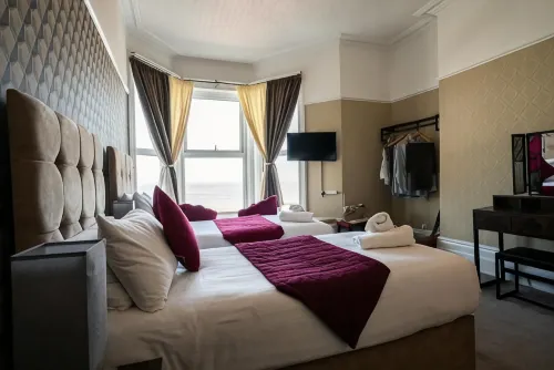 The Central Hotel - 3-Star
