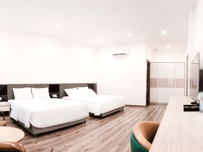 Hera Hostel