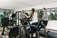 普吉翡翠海灘度假村 - 健身室/gym room
