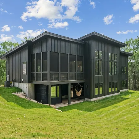 NEW Luxury York Cabin - Sauna, Game Room, Gym - Close to Ogunquit