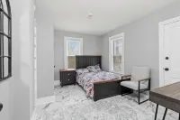 "Experience Luxurious Living:  Remodeled Duplex Retreat Awaits You in Anneville - Wifi