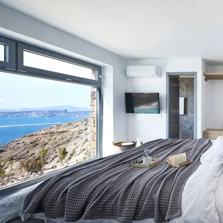 Coco-Mat Hotel Santorini Отели рядом с достопримечательностью «Белый пляж»