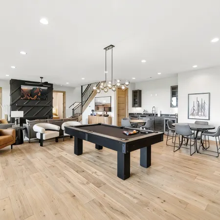 Ridge Haus Luxury Mountain Views Hot Tub Game Room