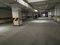 Jinjiang Inn Select (Bazhong Rongbang International  Wanda Plaza) - parking