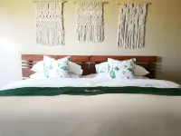 El Pueblo De Hermano by Cocotel Hotels in Lian