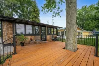 Cozy & Scenic Lakeside Retreat - 4-Sterne