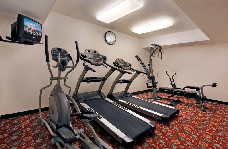 Holiday Inn Express & Suites Lake Forest - Irvine East by IHG photo 2