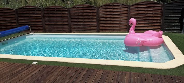 Air-Conditioned 2-Room Apartment Between 2 Beaches + Pool & Pergola - Giens Hotels in Hyeres