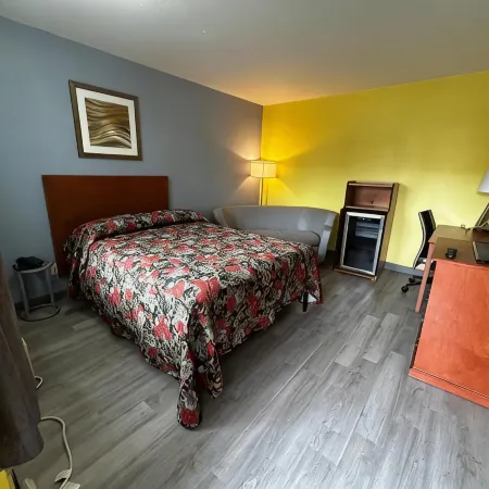 Travelers Inn by OYO Longview Kelso