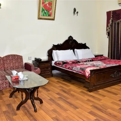 ذا سيتي لودج Hotels near نصب باكستان