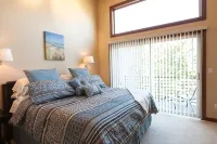 New Condo Downwider with Hot Tub, Minutes Away from the Columbia River Gorge by RedAwning - balcony