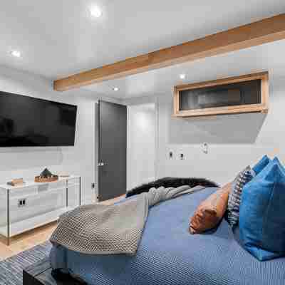 Luxury 1-bedroom condo on historic Main Street in Park City with WiFi & AC Rooms