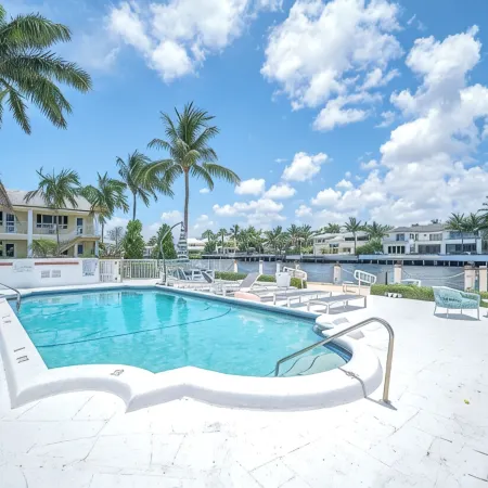 Boca Waterfront Getaway - Pool, Hot Tub, Gym & Views