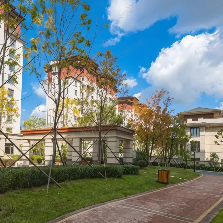 Changchun Light Luxury Banshan Hot Spring Homestay