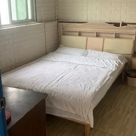 Lixin Wuyi Hotel