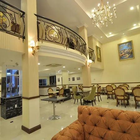 Central Hotel & Residences Swimming Pool
