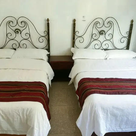 Kangding Xueyun Guest House
