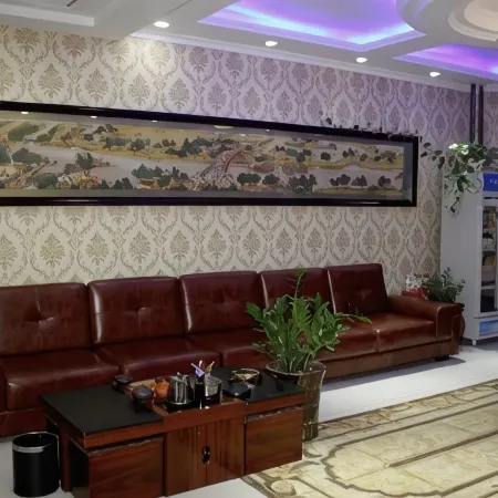 Baiquan Shuaifu Fashion Leisure Hotel